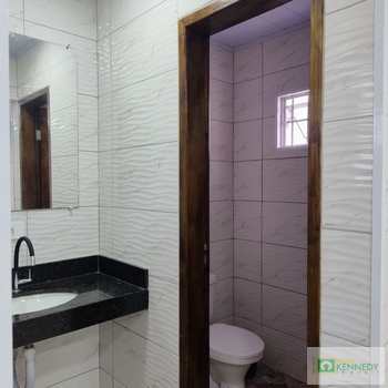 Kitnet em Praia Grande, bairro Balneário Maracanã