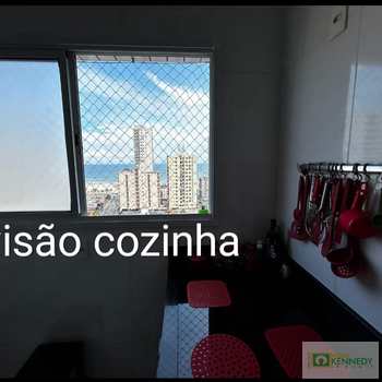 Apartamento em Praia Grande, bairro Aviação