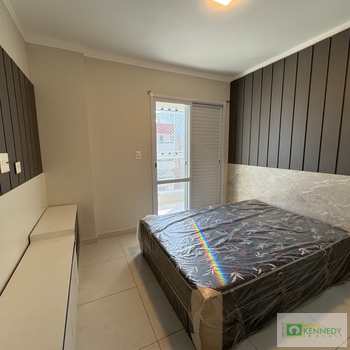 Apartamento em Praia Grande, bairro Guilhermina