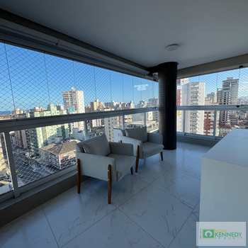 Apartamento em Praia Grande, bairro Guilhermina