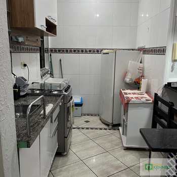Kitnet em Praia Grande, bairro Aviação