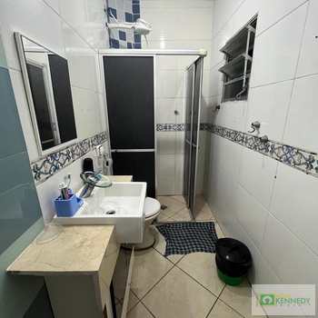 Kitnet em Praia Grande, bairro Aviação
