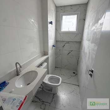 Apartamento em Praia Grande, bairro Boqueirão