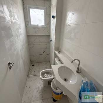 Apartamento em Praia Grande, bairro Boqueirão