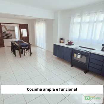 Apartamento em Praia Grande, bairro Ocian