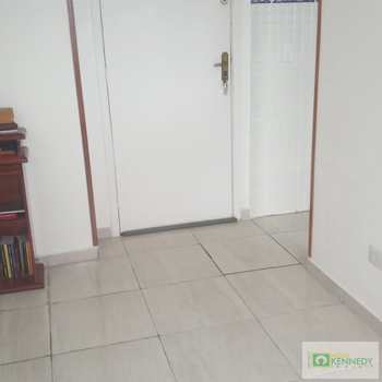 Apartamento em Praia Grande, bairro Tupi