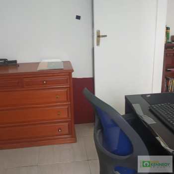 Apartamento em Praia Grande, bairro Tupi