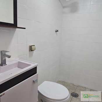 Casa em Praia Grande, bairro Mirim