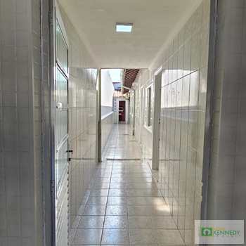 Casa em Praia Grande, bairro Mirim