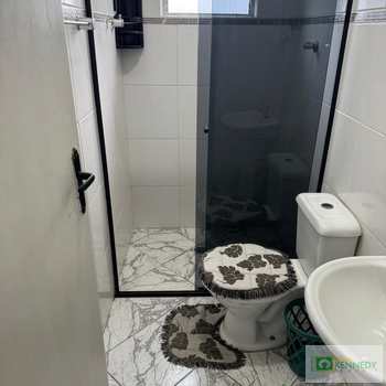 Sobrado em Mongaguá, bairro Balneário Verde Mar