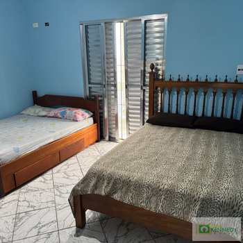 Sobrado em Mongaguá, bairro Balneário Verde Mar