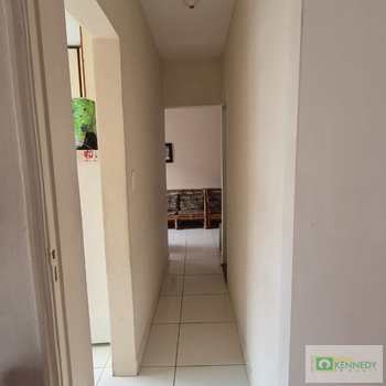 Apartamento em Praia Grande, bairro Tupi