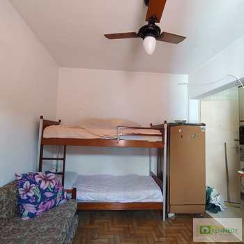 Kitnet em Praia Grande, bairro Ocian