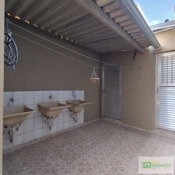 Kitnet em Praia Grande, bairro Ocian