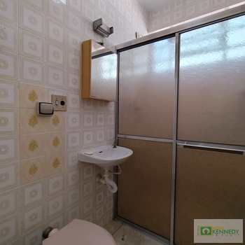 Kitnet em Praia Grande, bairro Ocian
