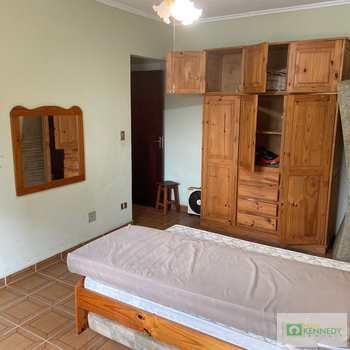 Apartamento em Praia Grande, bairro Boqueirão