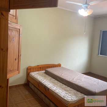 Apartamento em Praia Grande, bairro Boqueirão