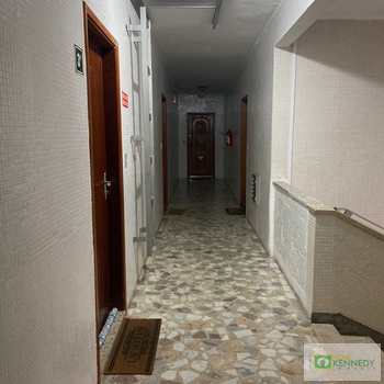 Apartamento em Praia Grande, bairro Boqueirão
