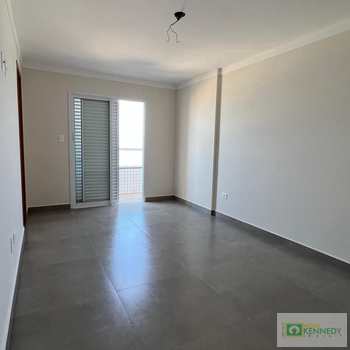 Apartamento em Praia Grande, bairro Real