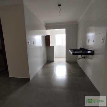Apartamento em Praia Grande, bairro Caiçara