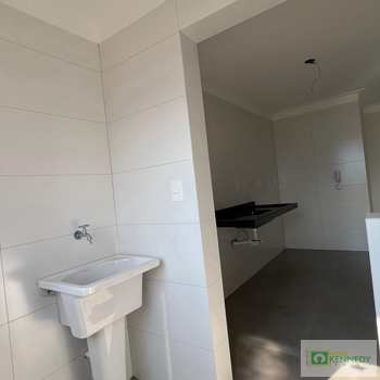 Apartamento em Praia Grande, bairro Caiçara