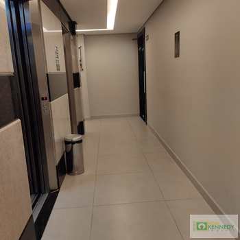 Apartamento em Praia Grande, bairro Caiçara