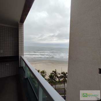 Apartamento em Praia Grande, bairro Caiçara