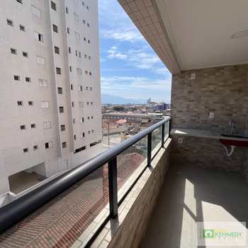 Apartamento em Praia Grande, bairro Caiçara