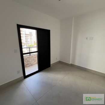 Apartamento em Praia Grande, bairro Caiçara