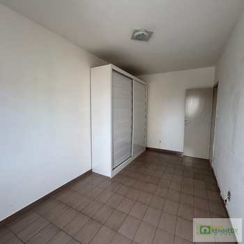 Apartamento em Praia Grande, bairro Caiçara