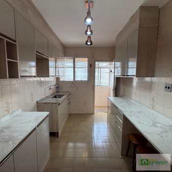 Apartamento em Praia Grande, bairro Caiçara