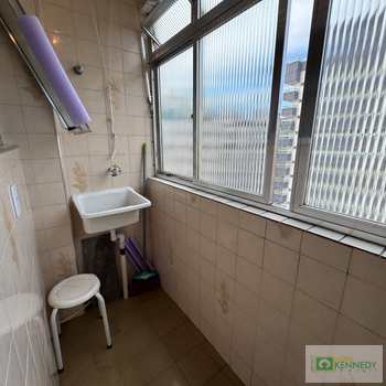 Apartamento em Praia Grande, bairro Caiçara