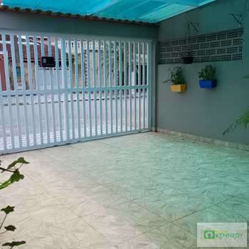 Casa em Praia Grande, bairro Balneário Maracanã