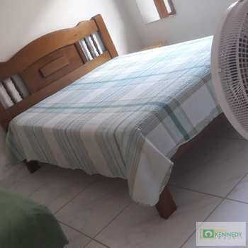 Casa em Praia Grande, bairro Balneário Maracanã