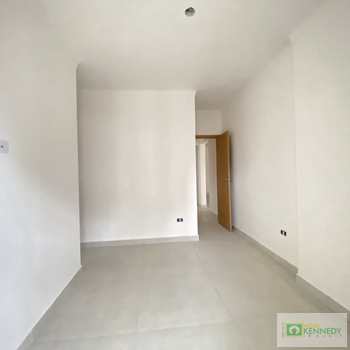 Apartamento em Praia Grande, bairro Canto do Forte
