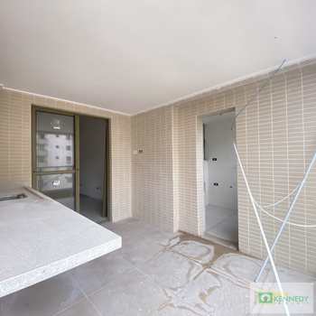 Apartamento em Praia Grande, bairro Canto do Forte