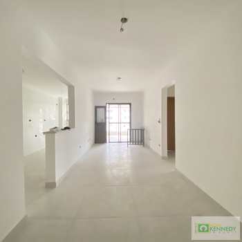 Apartamento em Praia Grande, bairro Canto do Forte