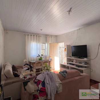 Sobrado em Praia Grande, bairro Nova Mirim