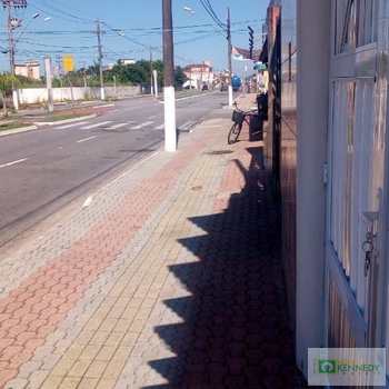 Casa em Praia Grande, bairro Caiçara