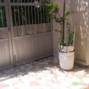 Casa em Praia Grande, bairro Caiçara