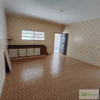 Casa em Praia Grande, bairro Caiçara