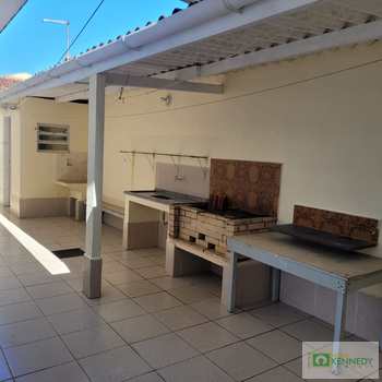 Casa em Praia Grande, bairro Caiçara