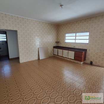 Casa em Praia Grande, bairro Caiçara