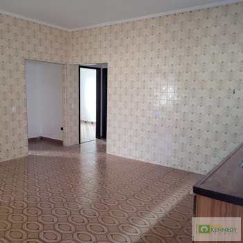 Casa em Praia Grande, bairro Caiçara