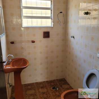 Casa em Praia Grande, bairro Caiçara