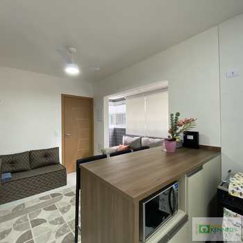 Apartamento em Praia Grande, bairro Canto do Forte