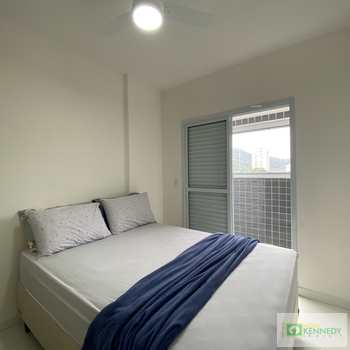 Apartamento em Praia Grande, bairro Canto do Forte