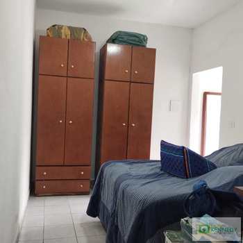 Casa em Praia Grande, bairro Cidade da Criança