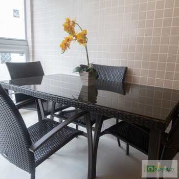 Apartamento em Praia Grande, bairro Boqueirão
