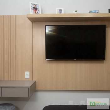 Apartamento em Praia Grande, bairro Boqueirão